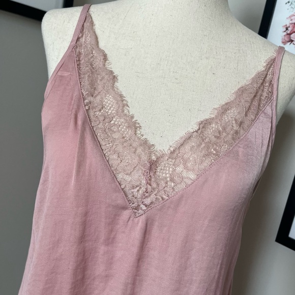 🪷 Vintage Mossimo Satin/Silky Camisole Tank Top - Picture 7 of 12